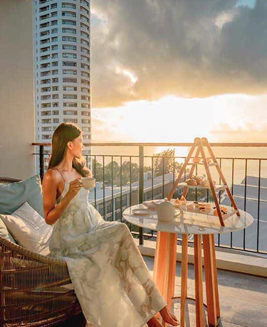 Solitairian city homes image